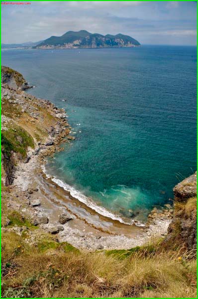 ruta Acantilado del Aila - Mirador de Erillo -Tarrueza -Santa Ana en Cantabria