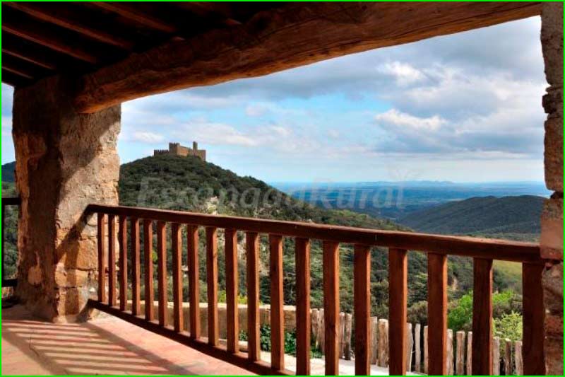 ruta AE95 Castell de Requesens - Coll del Faig en Gerona