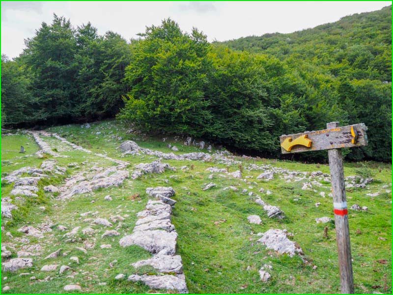 ruta Arantzazu - Unaimendi - Biozkorna - Tellakaskoeta en Guipúzcoa