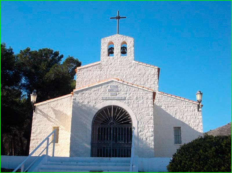 ruta Área Recreativa Pinar de los Manantiales - Ermita de San Miguel en Malaga