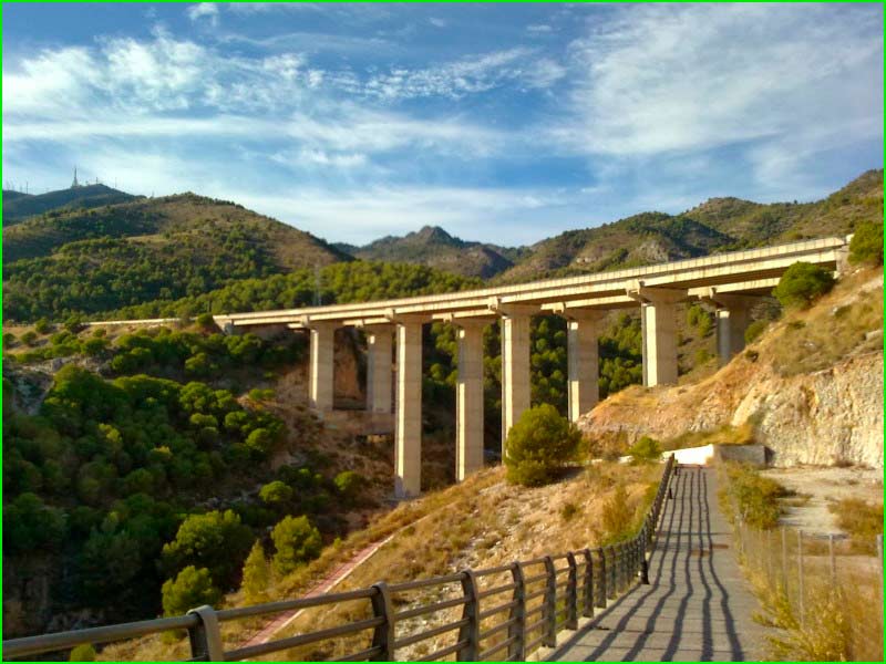 track Benalmádena - Monte Calamorro vía R3-R2 en Málaga