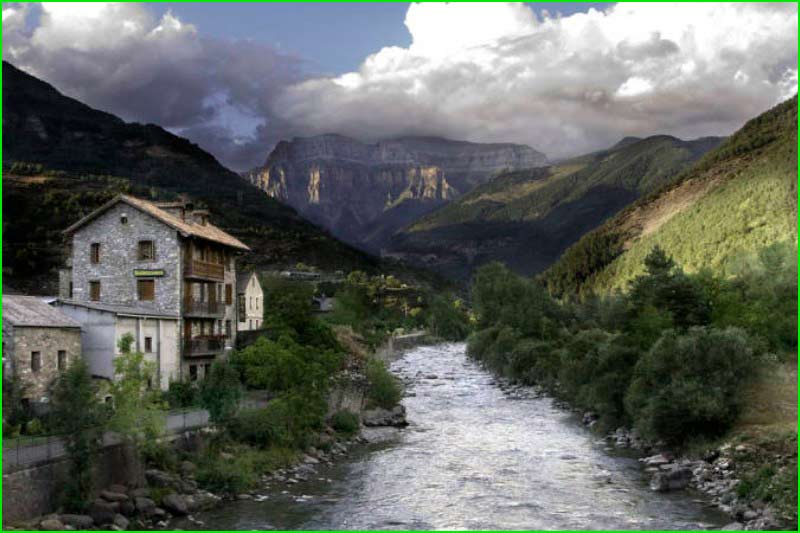 ruta Broto - Morillo - Pueyo de Ballarin - La Caña en Huesca
