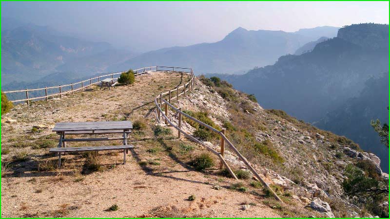 ruta Cabeça Negra - Tossa de l'Alzina - Mirador dels Dedalts vía GR® 192 en Tarragona
