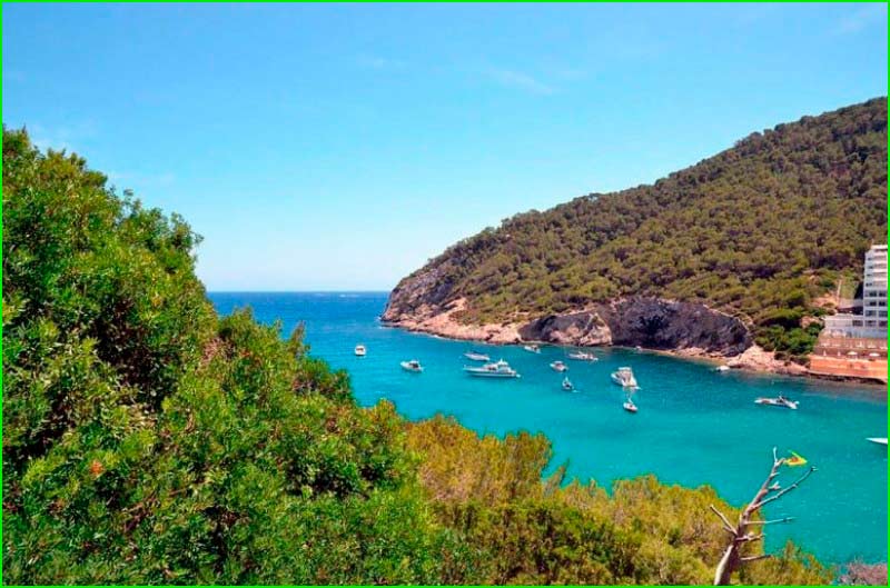 ruta por Santa Eulalia del Río, Ibiza