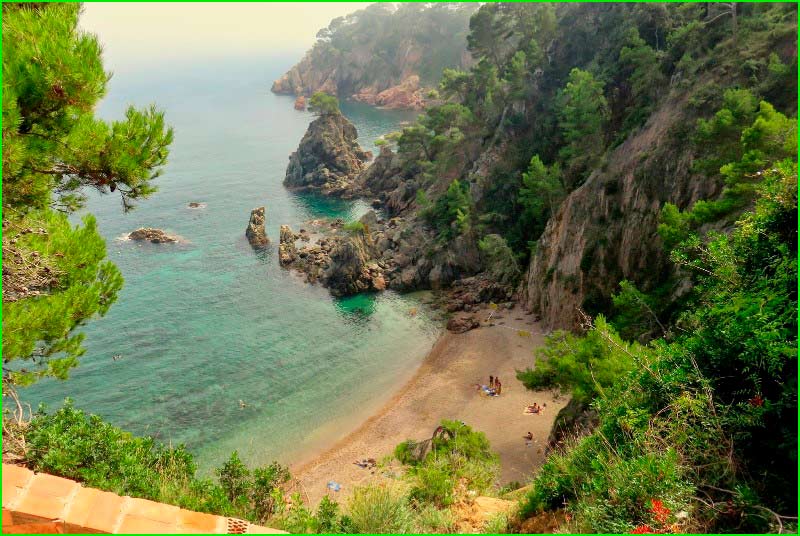 ruta Calella de Palafrugell - Cala dels Corbs – Platja de Castell en Gerona