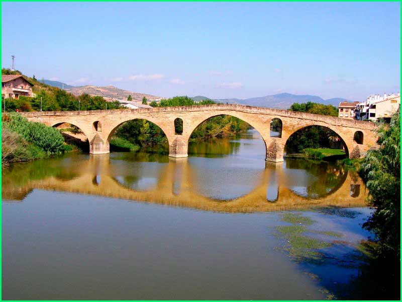 track Camino Francés: Cizur Menor - Puente La Reina en Navarra
