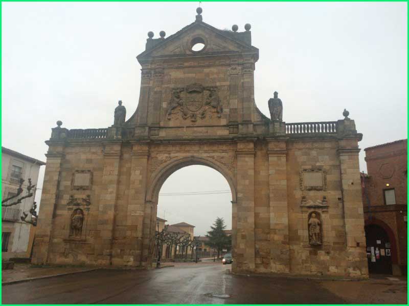 track Camino Francés: Terradillos de los Templarios - Sahagún en Palencia