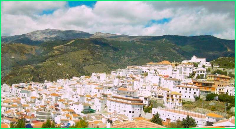 Parque Natural de las Sierras de Tejeda en Málaga