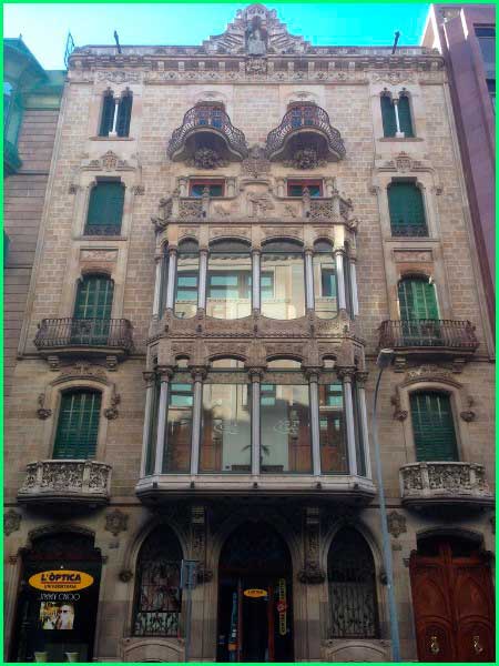 ruta Carrer de la Diputació en Barcelona