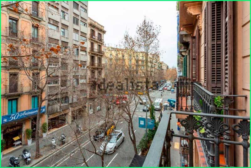 ruta Carrer del Consell de Cent en Barcelona