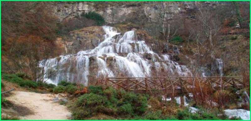Espacio Natural de Covalagua en Palencia